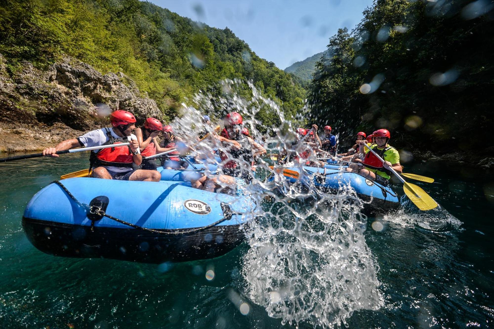 Camp Divlja Rijeka Hotel Hum Kültér fotó