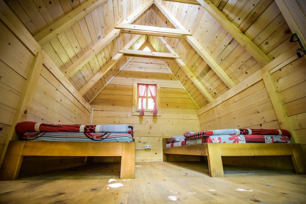 Camp Divlja Rijeka Hotel Hum Kültér fotó