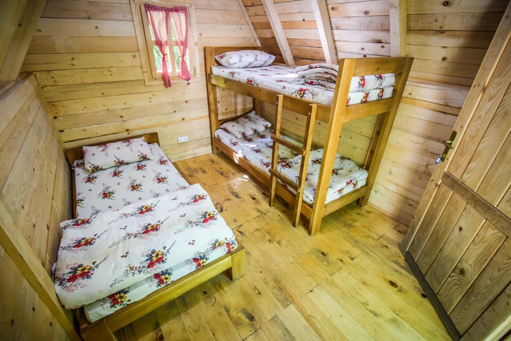 Camp Divlja Rijeka Hotel Hum Kültér fotó